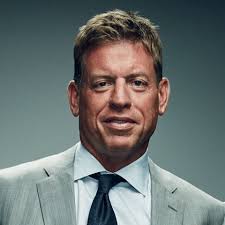 How tall is Troy Aikman?